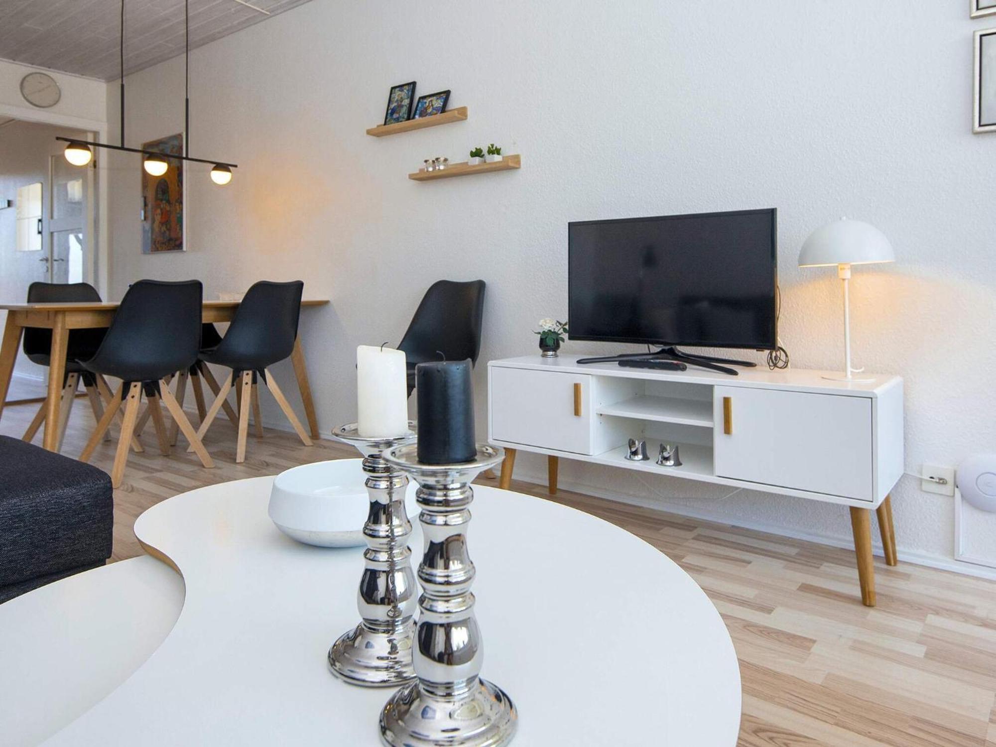 5 Person Holiday Home On A Holiday Park In Glesborg Extérieur photo